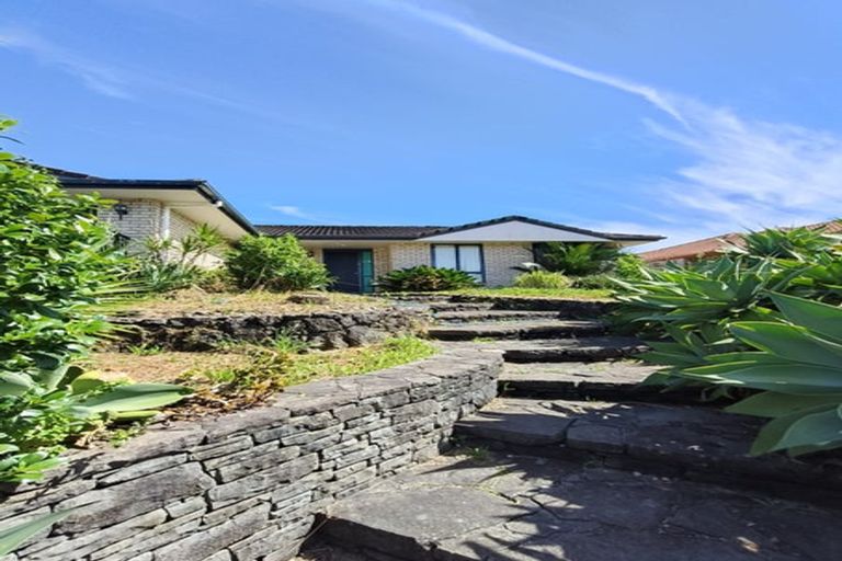 Photo of property in 10 Summerland Drive, Henderson, Auckland, 0612