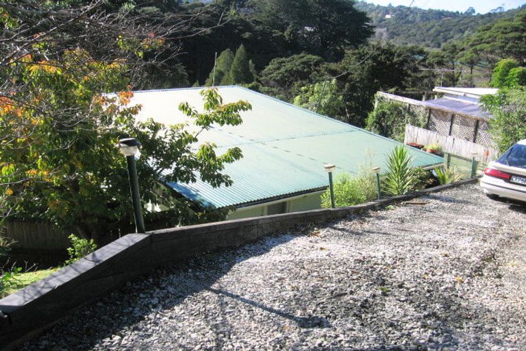 Photo of property in 8 Dorothy Road, Laingholm, Auckland, 0604