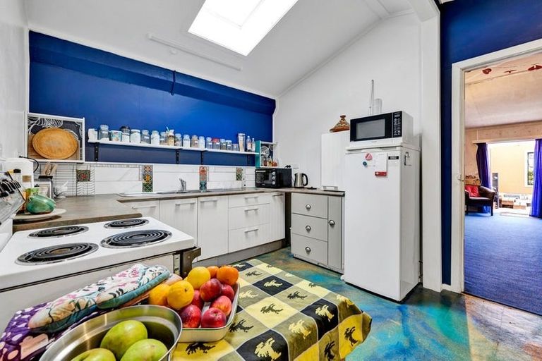 Photo of property in 20 Domett Street, Waitara, 4320