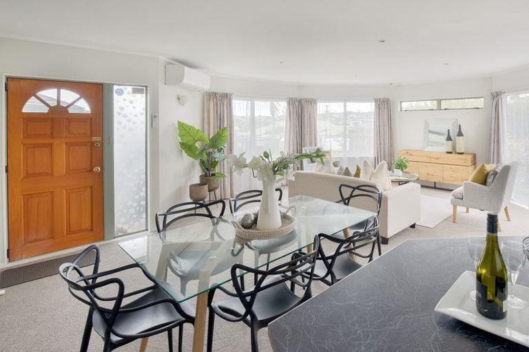 Photo of property in 1/21 Rawhiti Road, Manly, Whangaparaoa, 0930