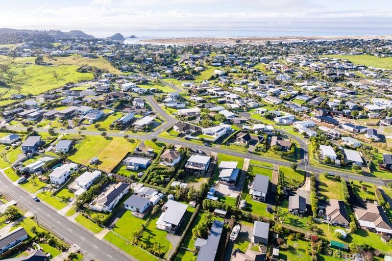 Photo of property in 197 Thelma Road, Mangawhai Heads, Mangawhai, 0505