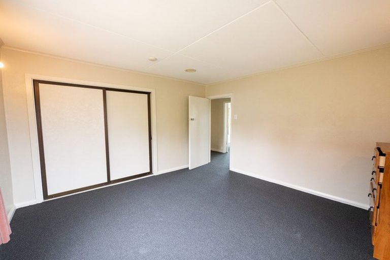 Photo of property in 7 Waldron Crescent, Green Island, Dunedin, 9018