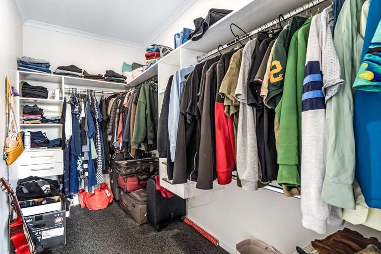 Photo of property in 1 Kaaka Street, Cambridge, 3434