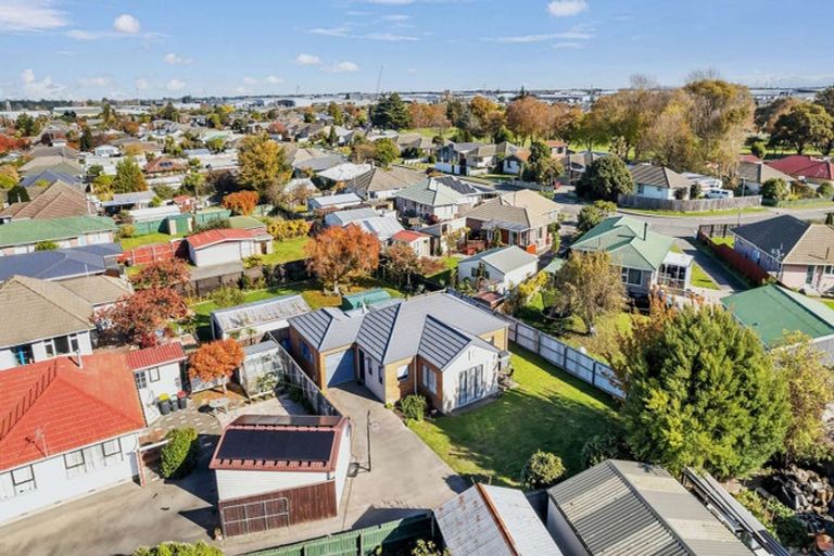 Photo of property in 142a Springs Road, Hornby, Christchurch, 8042