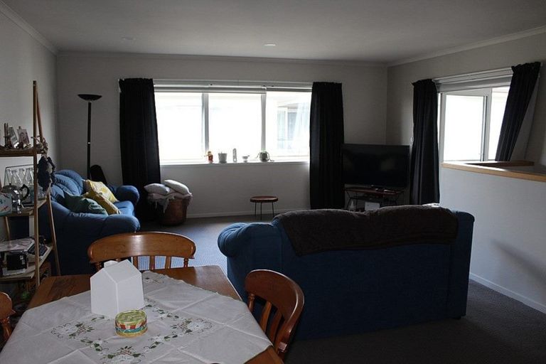 Photo of property in 3/24 Selwyn Road, Cockle Bay, Auckland, 2014