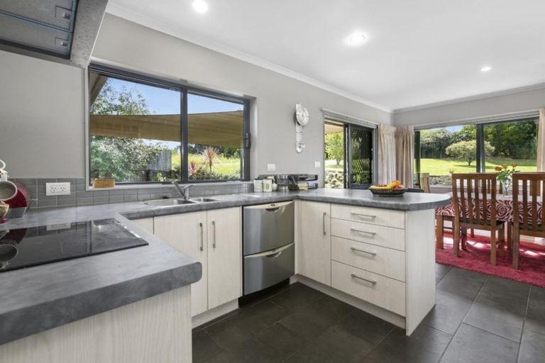 Photo of property in 8 Dumfries Place, Pyes Pa, Tauranga, 3112