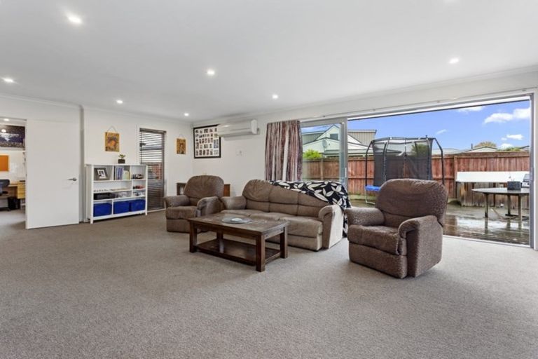 Photo of property in 8 Ashby Grove, Kaiapoi, 7630