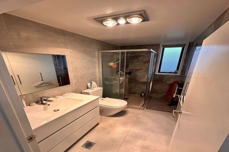 Photo of property in 38 Karoro Road, Flat Bush, Auckland, 2019