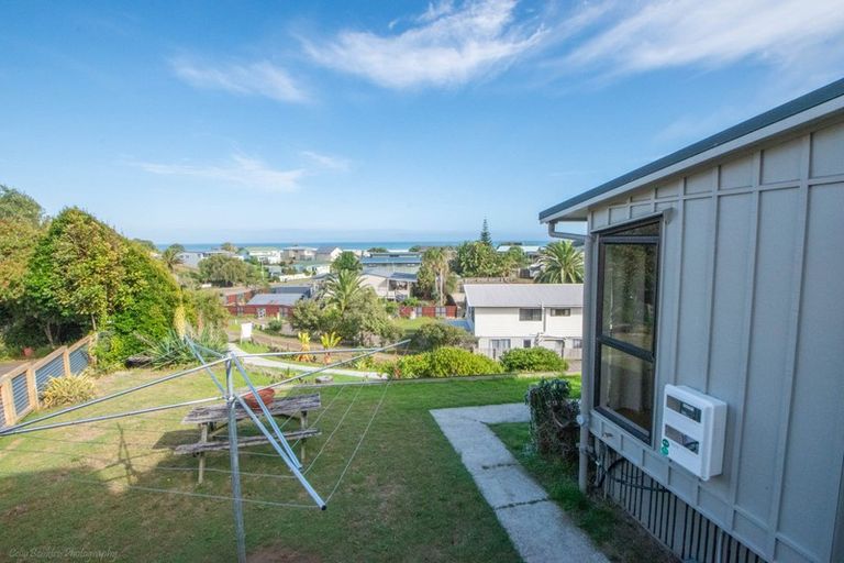 Photo of property in 12 Kaka Street, Ahipara, Kaitaia, 0481