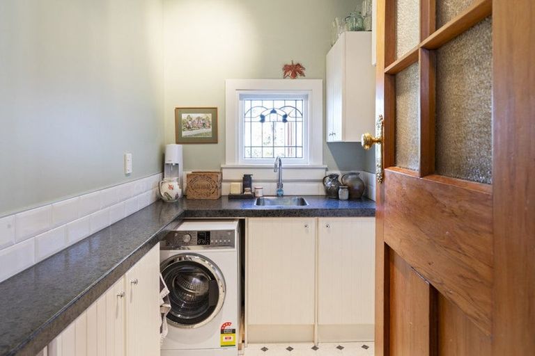 Photo of property in 39 Holly Road, St Albans, Christchurch, 8014