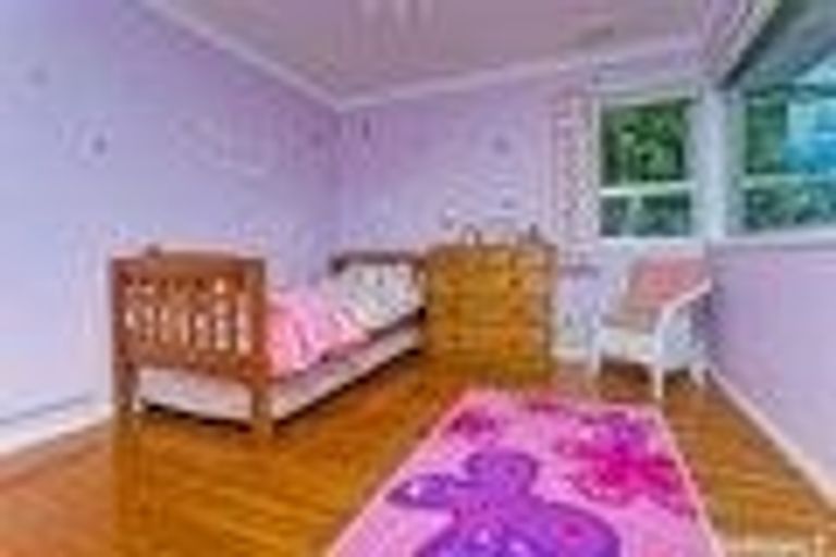 Photo of property in 49 Weatherly Road, Torbay, Auckland, 0630