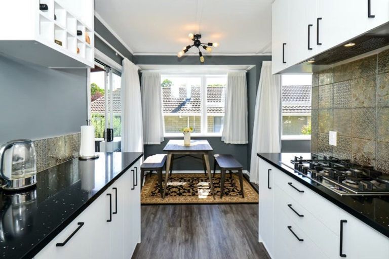 Photo of property in 64 Snell Drive, Chartwell, Hamilton, 3210