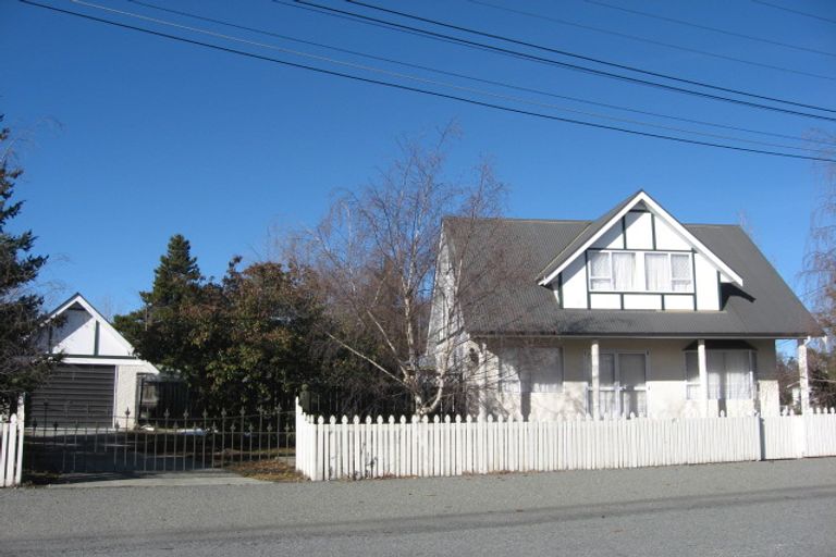 Photo of property in 1 Omahau Crescent, Twizel, 7901