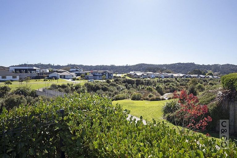 Photo of property in 34 Ara Kakara Avenue, Huapai, Kumeu, 0810
