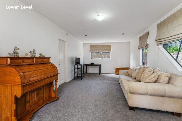 Photo of property in 30 Frimley Terrace, Waikanae Beach, Waikanae, 5036
