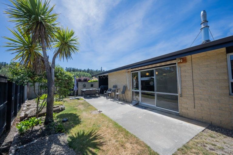 Photo of property in 16 Arnott Street, Alexandra, 9320