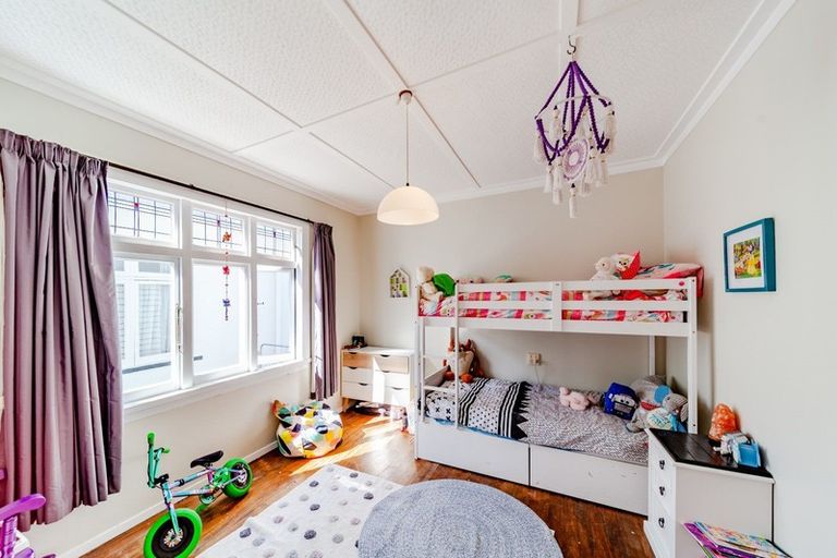 Photo of property in 76 Kennedy Road, Napier South, Napier, 4110