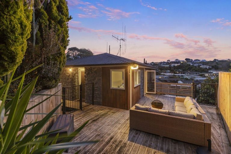 Photo of property in 132 Hinewa Road, Otumoetai, Tauranga, 3110