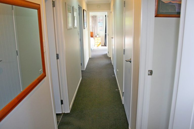 Photo of property in 5 Stan Heather Drive, Glenview, Hamilton, 3206