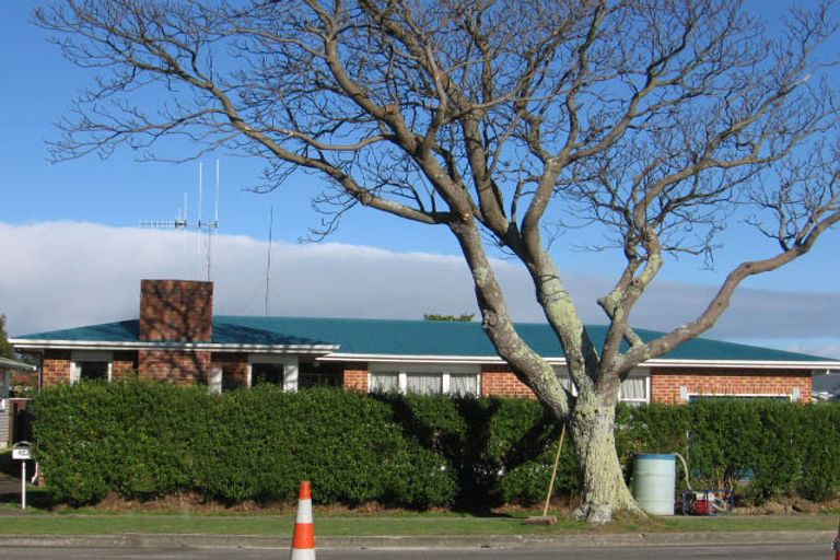 Photo of property in 24 Park Road, West End, Palmerston North, 4412