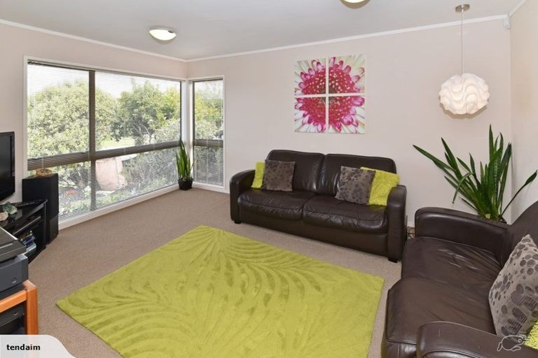 Photo of property in 1b Lorelei Place, Opaheke, Papakura, 2113