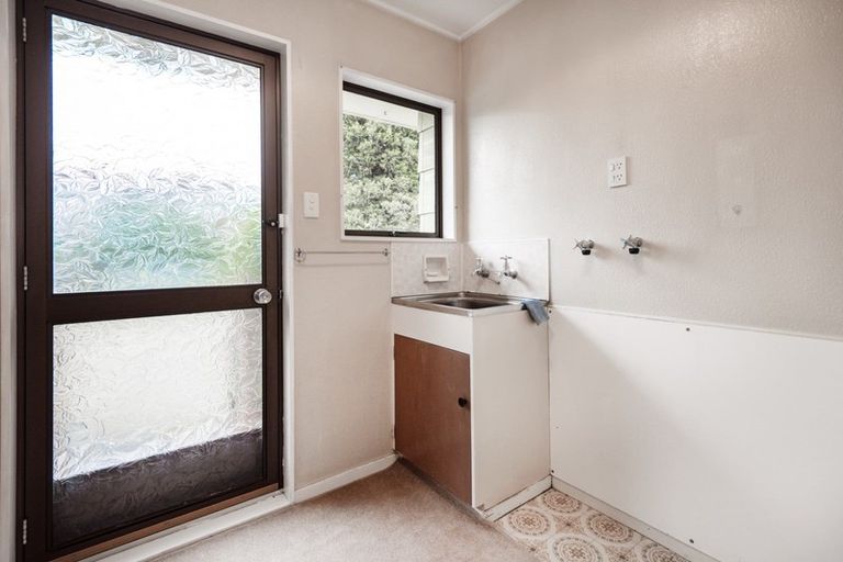 Photo of property in 2/1304 Southland Road, Raureka, Hastings, 4120