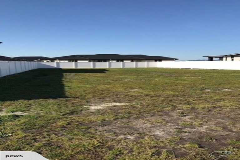 Photo of property in 41 Stace Hopper Drive, One Tree Point, 0118