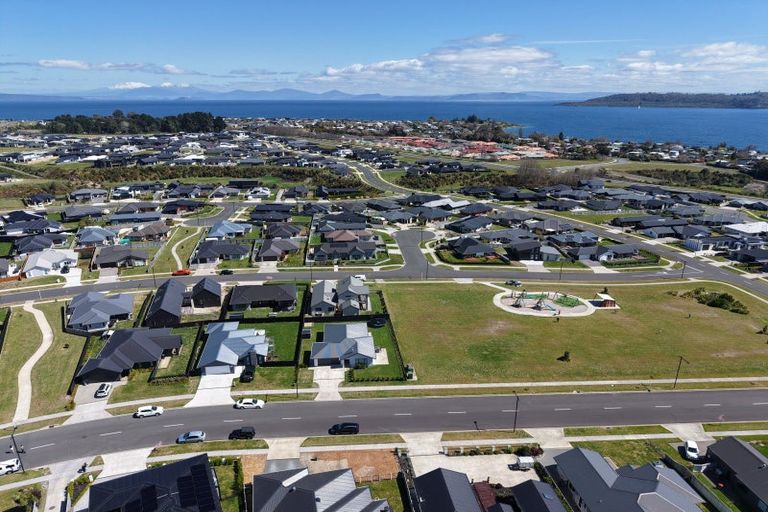 Photo of property in 20 Maunganamu Drive, Wharewaka, Taupo, 3330
