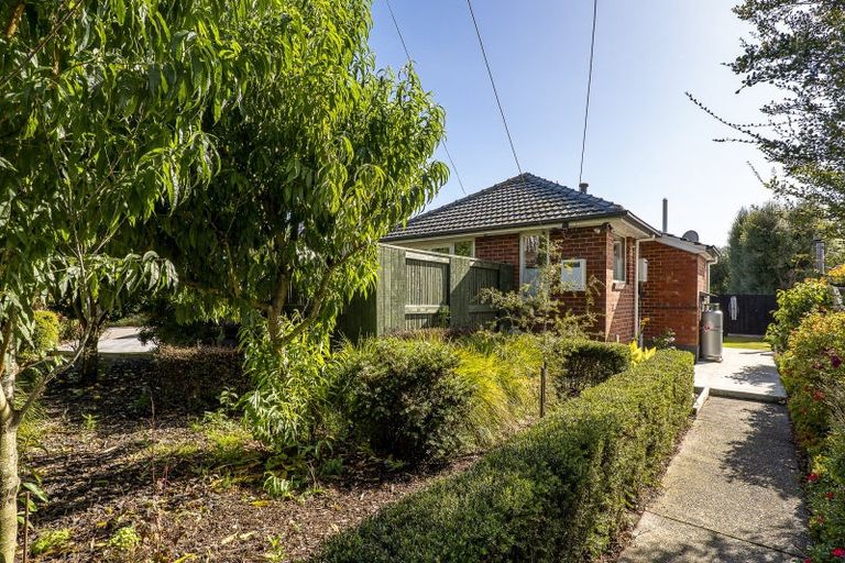 Photo of property in 375 Ilam Road, Bryndwr, Christchurch, 8053