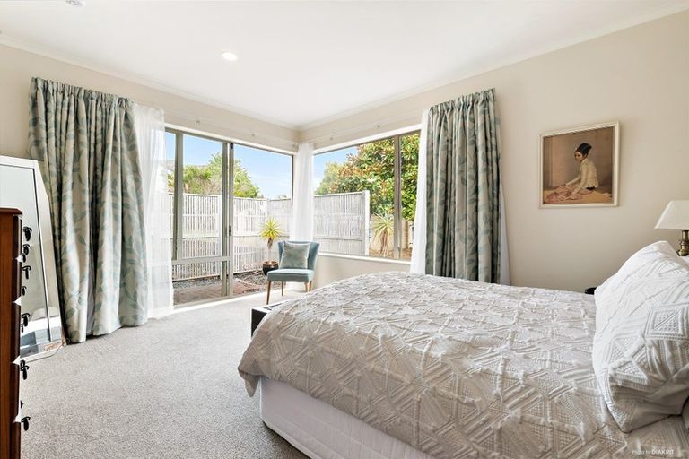 Photo of property in 17 Cascaden Road, Gulf Harbour, Whangaparaoa, 0930