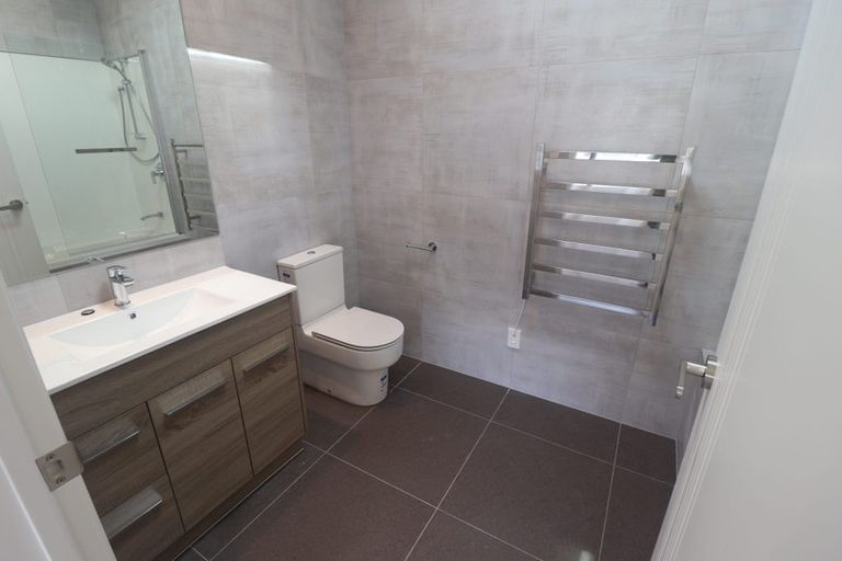 Photo of property in 16/5 Perekia Street, Albany, Auckland, 0632