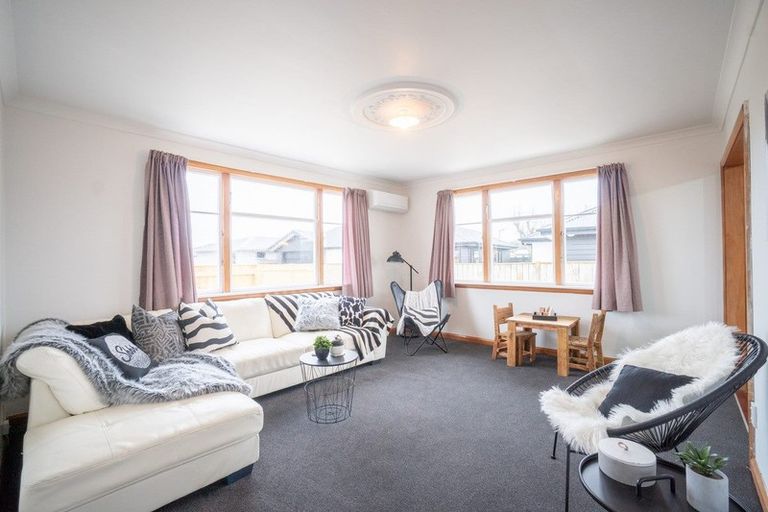 Photo of property in 22c Roberts Line, Kelvin Grove, Palmerston North, 4414
