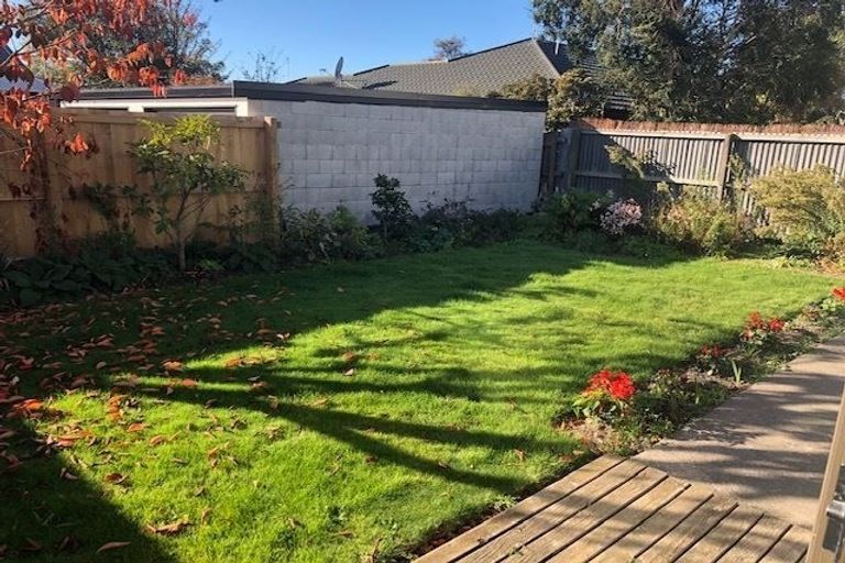 Photo of property in 4/88 Barbour Street, Waltham, Christchurch, 8011