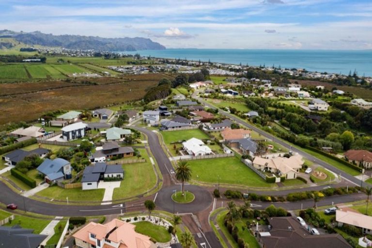 Photo of property in 2 Sea Vista, Athenree, Waihi Beach, 3177