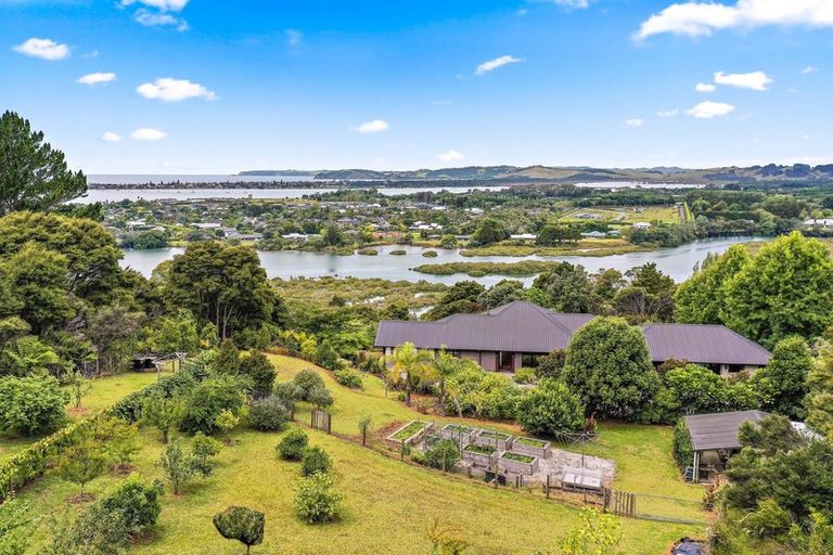 Photo of property in 99 Upper Whangateau Road, Big Omaha, Warkworth, 0985