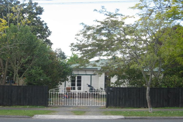 Photo of property in 39 Bowen Street, Cambridge, 3434