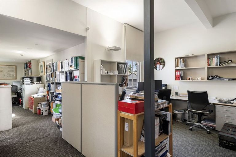 Photo of property in 58 Calliope Road, Stanley Point, Auckland, 0624