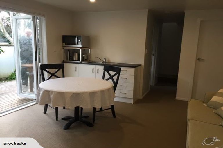 Photo of property in 22 Saint Leonards Road, Devonport, Auckland, 0624