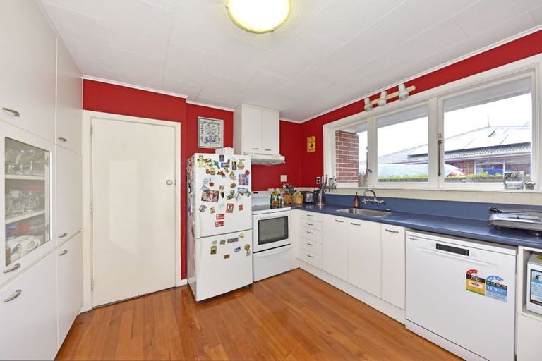 Photo of property in 8 Kingsgate Place, Burnside, Christchurch, 8053