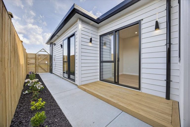 Photo of property in 10 Piko Road, Opaheke, 2113