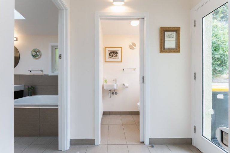 Photo of property in 56 Norfolk Street, Saint Clair, Dunedin, 9012