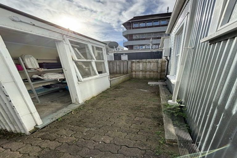 Photo of property in 4-8 Footscray Avenue, Te Aro, Wellington, 6011