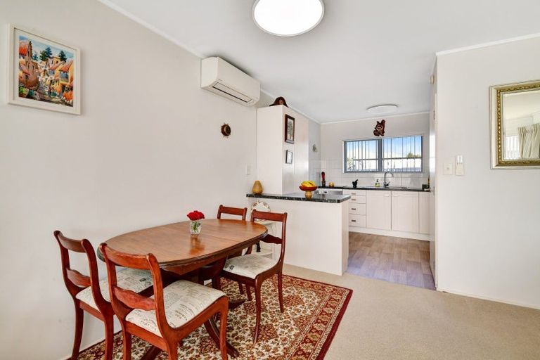 Photo of property in 96c Lakeside Drive, Orewa, 0931