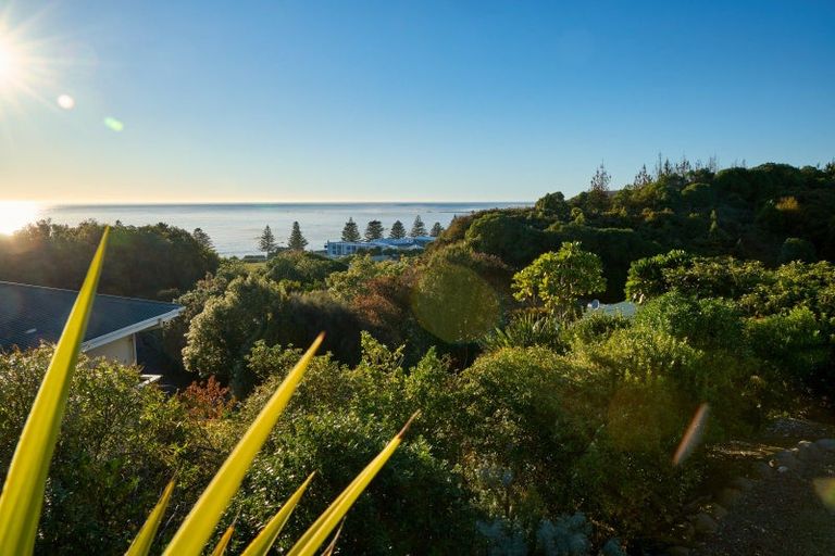 Photo of property in 14 Whitby Place, Kaikoura, 7300