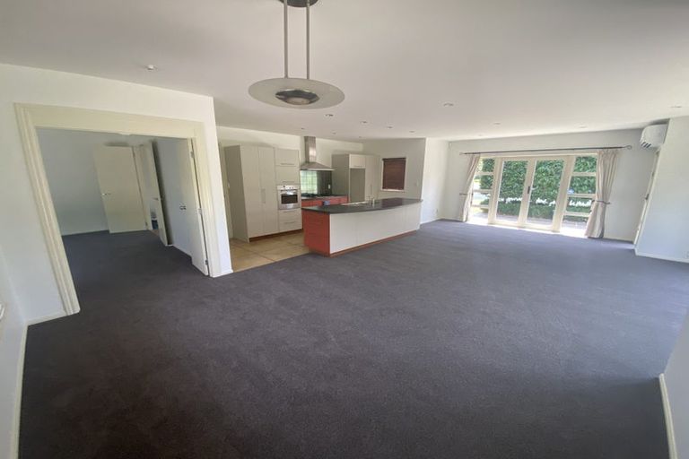 Photo of property in 10 Takapu Place, Huntington, Hamilton, 3210