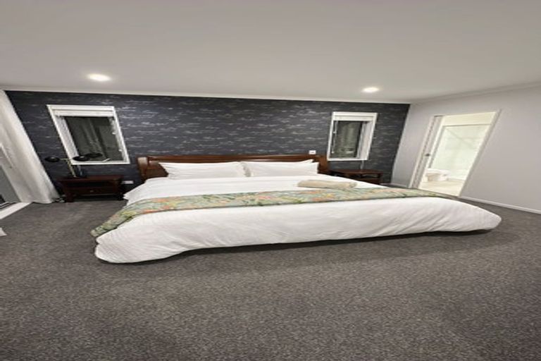 Photo of property in 72 Manuel Road, Silverdale, 0932