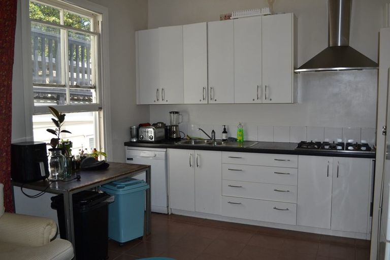 Photo of property in 50 Ellice Street, Mount Victoria, Wellington, 6011