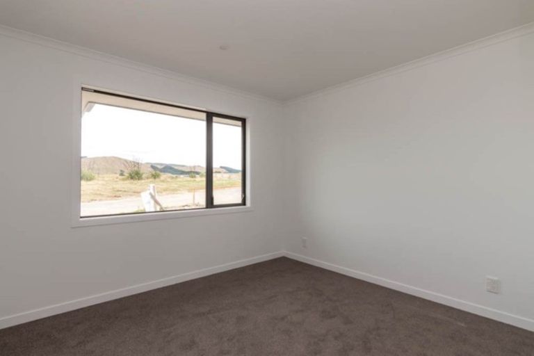 Photo of property in 33 Silicon Way, Fitzherbert, Palmerston North, 4410