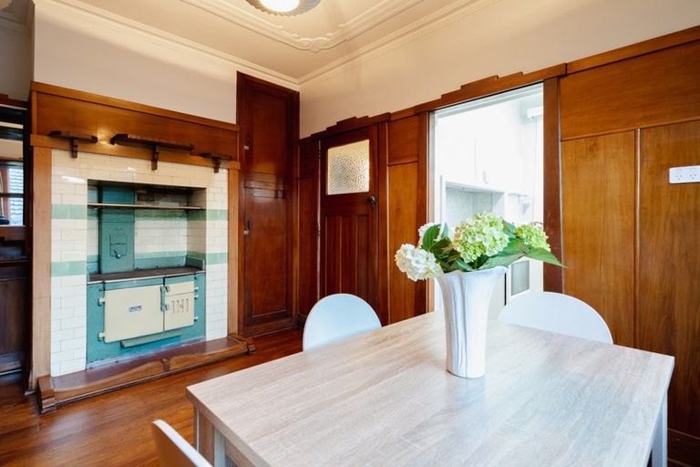 Photo of property in 19 Forbes Street, Balaclava, Dunedin, 9011