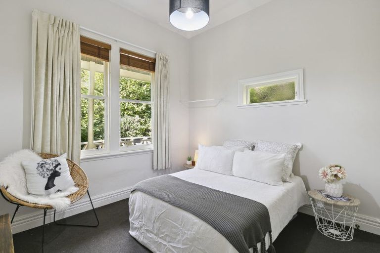 Photo of property in 8 Thorby Street, Northland, Wellington, 6012